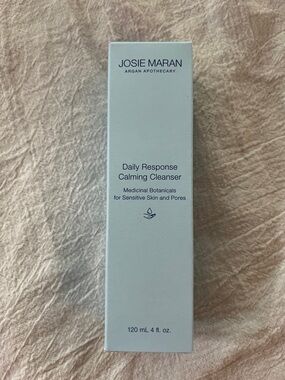 JOSIE MARAN Daily Response Calming Cleanser - Pale Blue Packaging